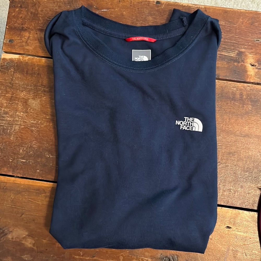 North Face Men’s large T
